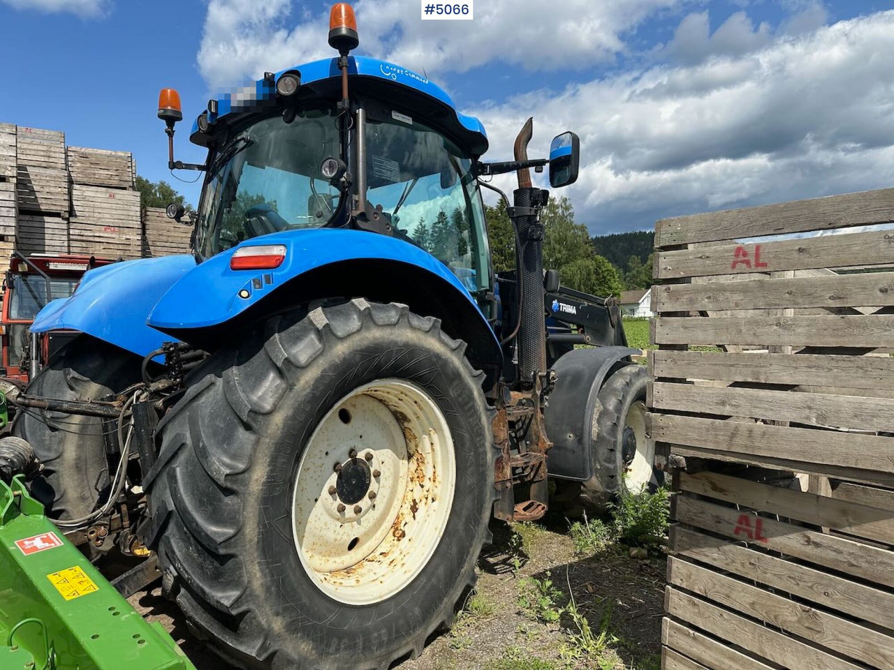 리스 2011 New Holland T6080 w/ trima +5.1p 2011 New Holland T6080 w/ trima +5.1p : 사진 6 리스 2011 New Holland T6080 w/ trima +5.1p 2011 New Holland T6080 w/ trima +5.1p : 사진 6