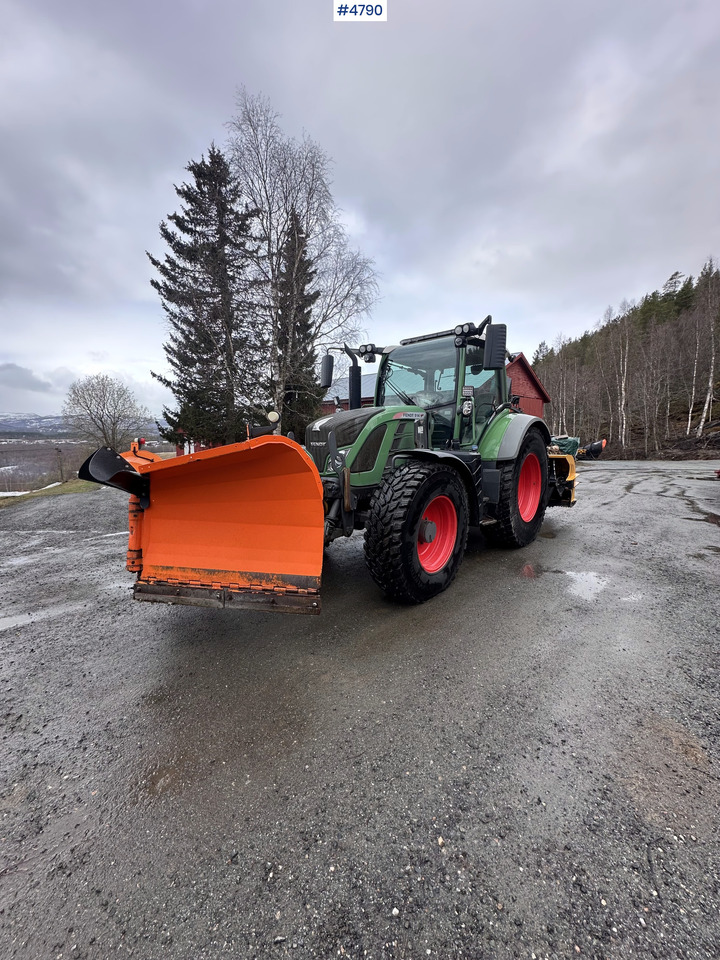 2014 Fendt 514 Vario 4x4 w/ front loader, folding plow, snow blower and sand spreader - 장궤형 트랙터 : 사진 1 2014 Fendt 514 Vario 4x4 w/ front loader, folding plow, snow blower and sand spreader - 장궤형 트랙터 : 사진 1