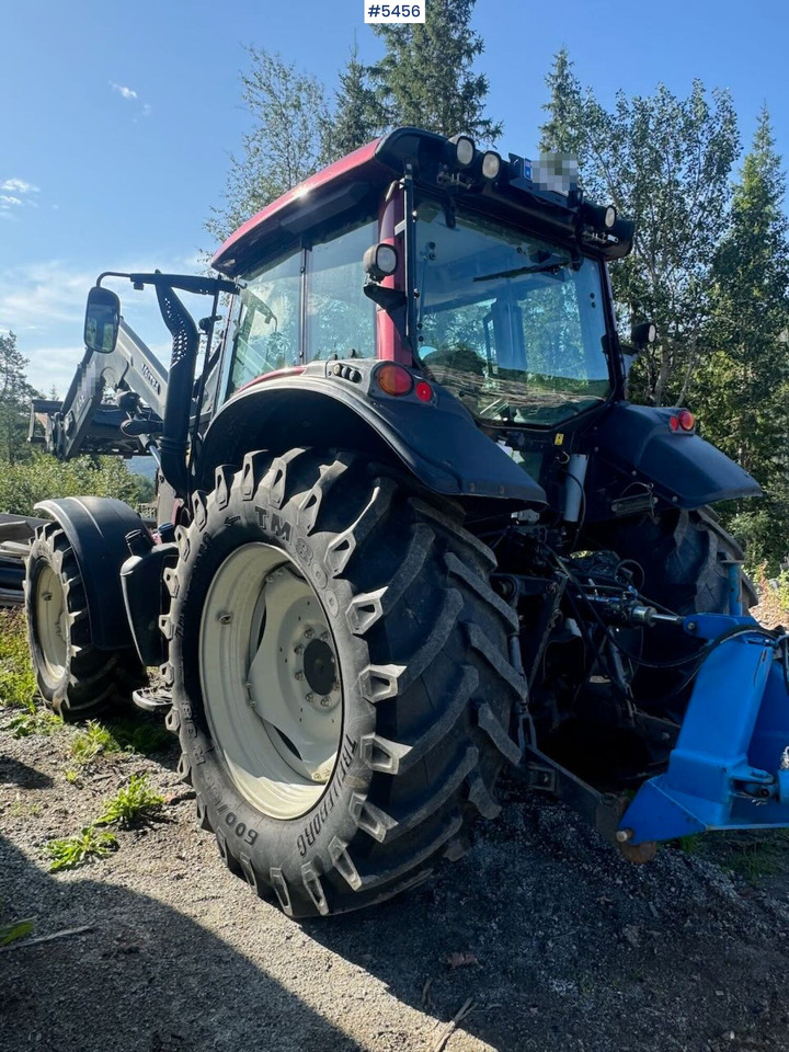 2015 Valtra N123 w/ front loader - 장궤형 트랙터 : 사진 5 2015 Valtra N123 w/ front loader - 장궤형 트랙터 : 사진 5