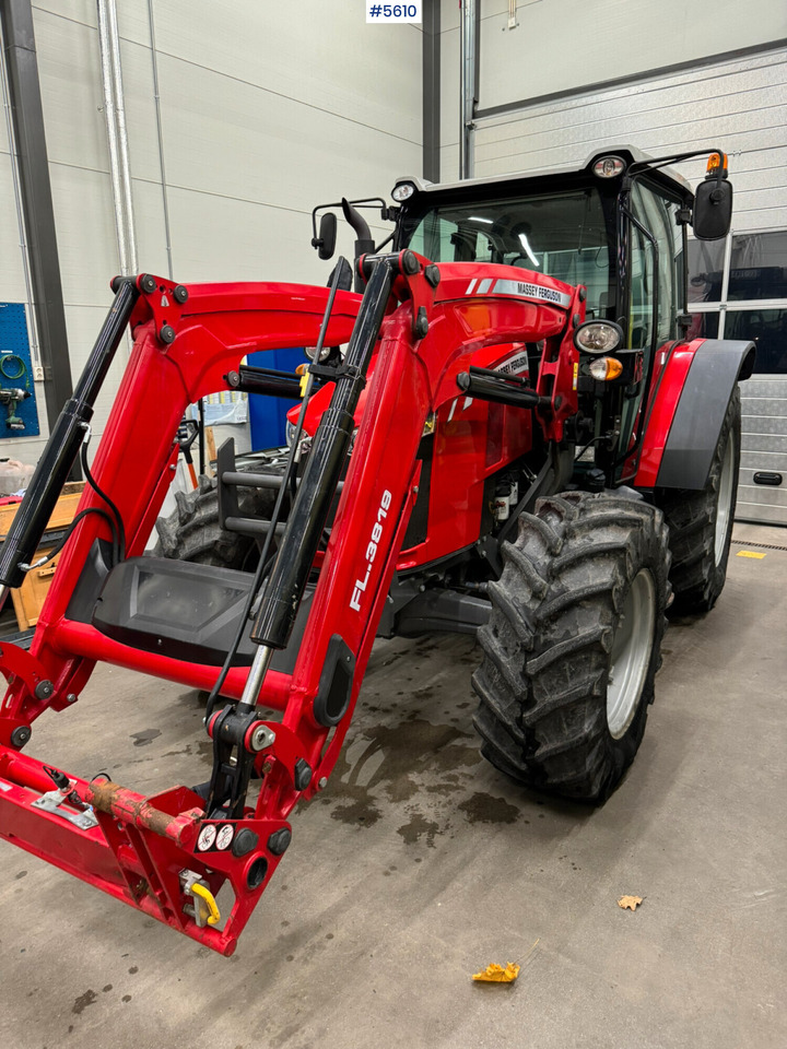 2017 Massey Ferguson 5711 w/ Front Loader. 765 hours! - 장궤형 트랙터 : 사진 3 2017 Massey Ferguson 5711 w/ Front Loader. 765 hours! - 장궤형 트랙터 : 사진 3
