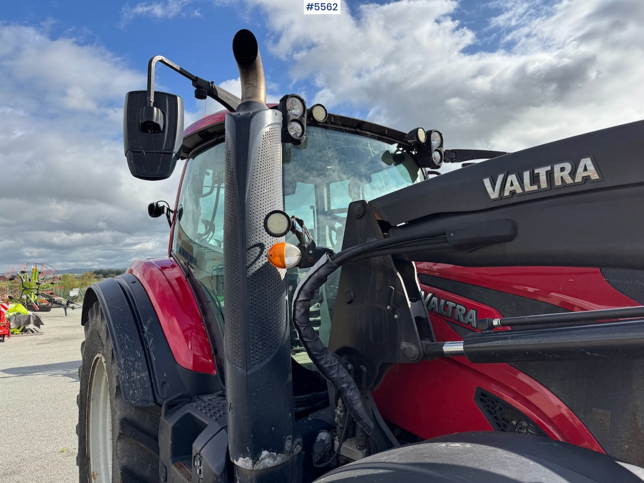 2018 Valtra T194 w/ front loader. - 장궤형 트랙터 : 사진 2 2018 Valtra T194 w/ front loader. - 장궤형 트랙터 : 사진 2