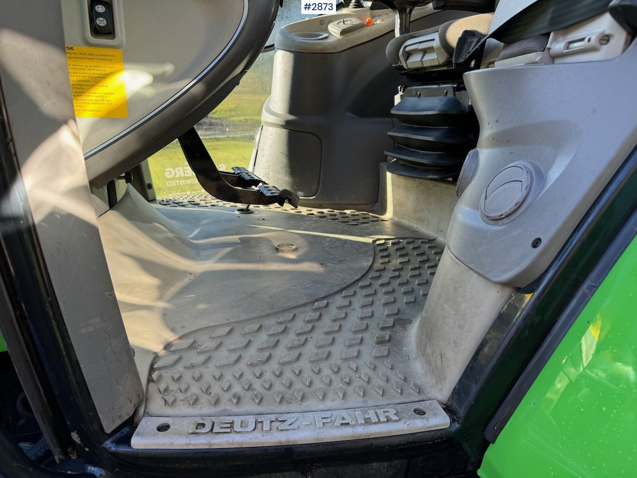 2019 Deutz-Fahr 6120 TV w/front loader and twin wheels - 장궤형 트랙터 : 사진 5 2019 Deutz-Fahr 6120 TV w/front loader and twin wheels - 장궤형 트랙터 : 사진 5