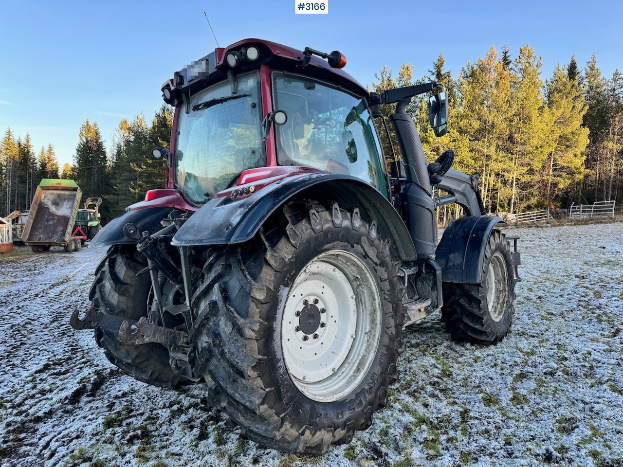 2019 Valtra N174 4x4 With front loader, snowplow blade, and 2 sets of tires. 2770 hours! - 장궤형 트랙터 : 사진 5 2019 Valtra N174 4x4 With front loader, snowplow blade, and 2 sets of tires. 2770 hours! - 장궤형 트랙터 : 사진 5