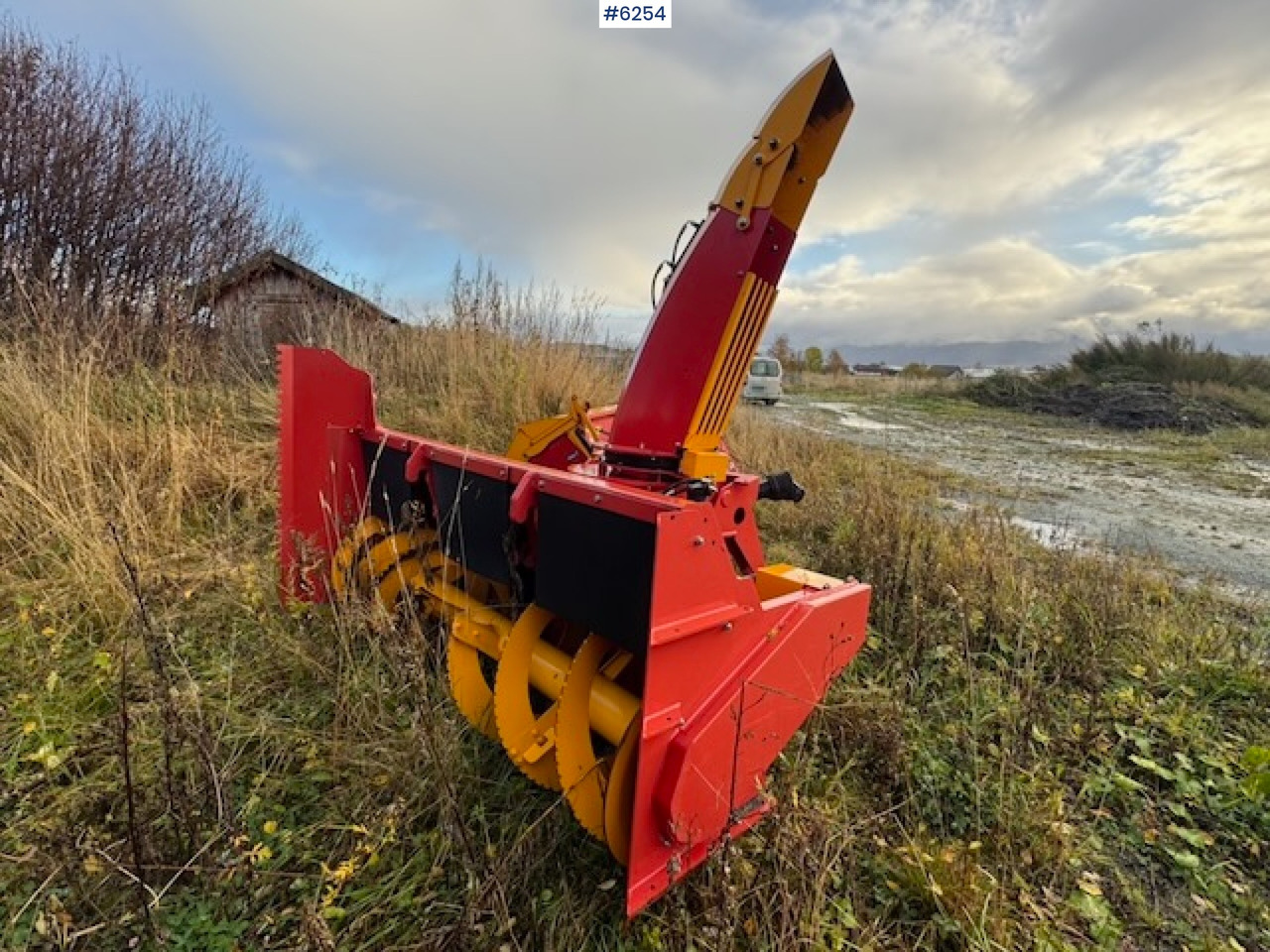 2020 Duun TFP 250 two-stage snow blower - 지자체/ 특수 차량 : 사진 4 2020 Duun TFP 250 two-stage snow blower - 지자체/ 특수 차량 : 사진 4