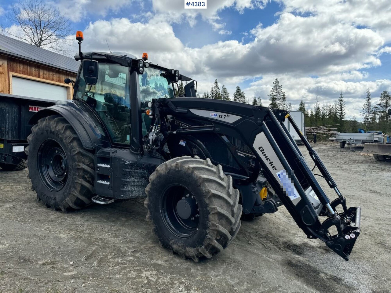 2021 Valtra T234 Versu w/ Quicke Q7 Front Loader - 장궤형 트랙터 : 사진 1 2021 Valtra T234 Versu w/ Quicke Q7 Front Loader - 장궤형 트랙터 : 사진 1
