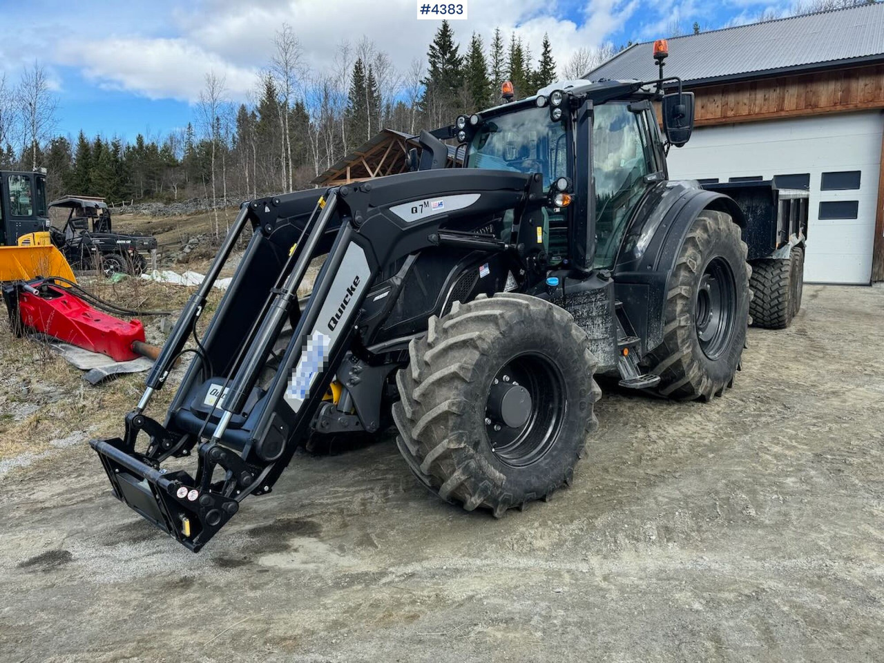 리스  2021 Valtra T234 Versu w/ Quicke Q7 Front Loader 2021 Valtra T234 Versu w/ Quicke Q7 Front Loader : 사진 11