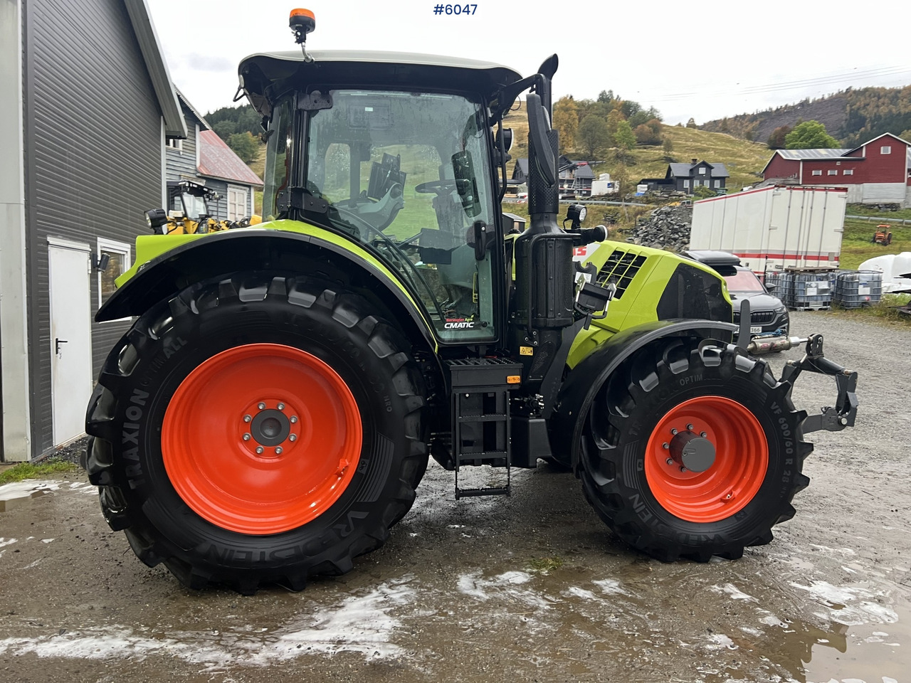 2023 Claas Arion 550 w/ quicke front loader with weight and PTO and front hydraulics - 장궤형 트랙터 : 사진 5 2023 Claas Arion 550 w/ quicke front loader with weight and PTO and front hydraulics - 장궤형 트랙터 : 사진 5