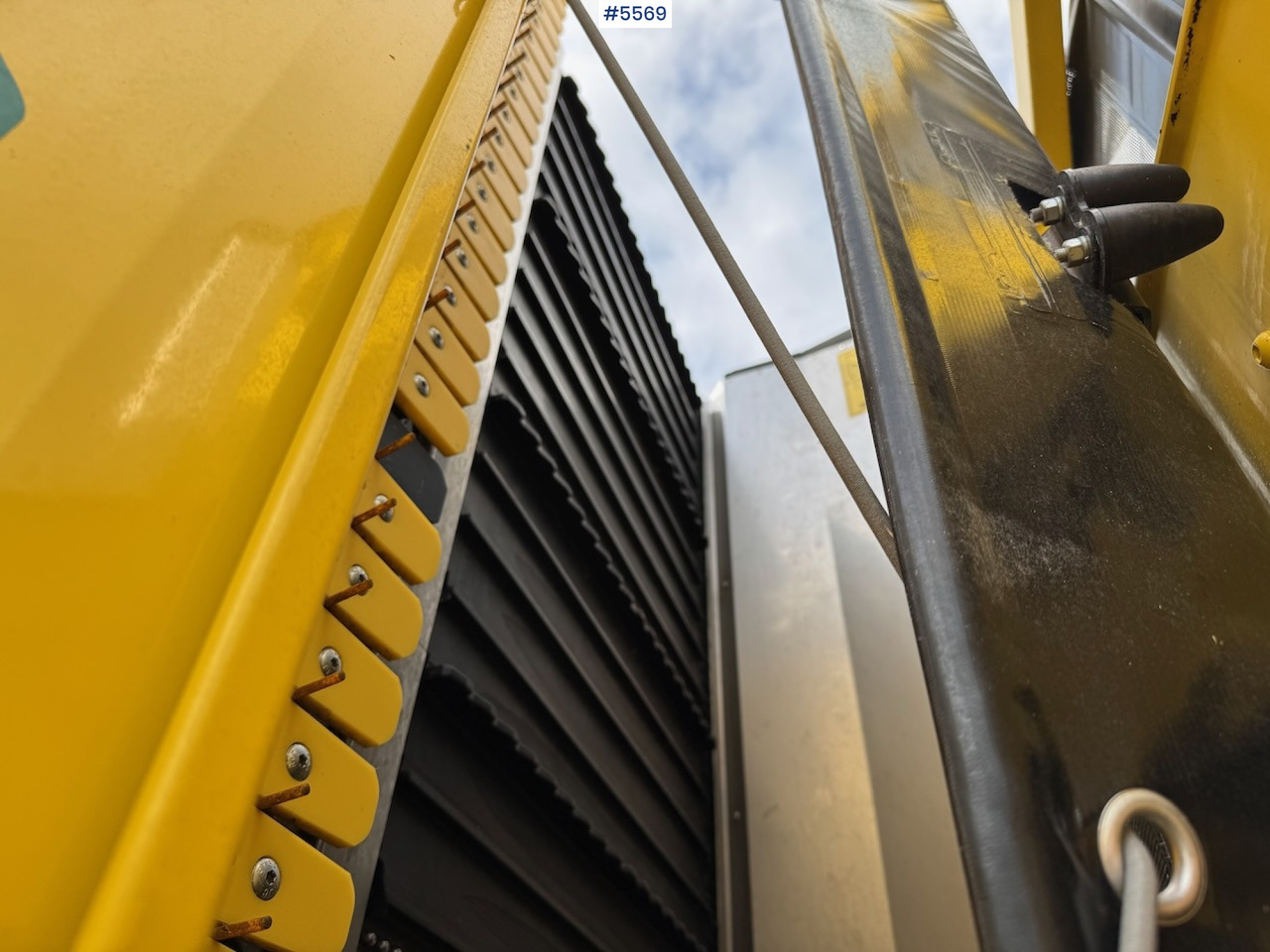 건초 및 목초 장비 2025 Kverneland ROC Pickup Collector Rake : 사진 14