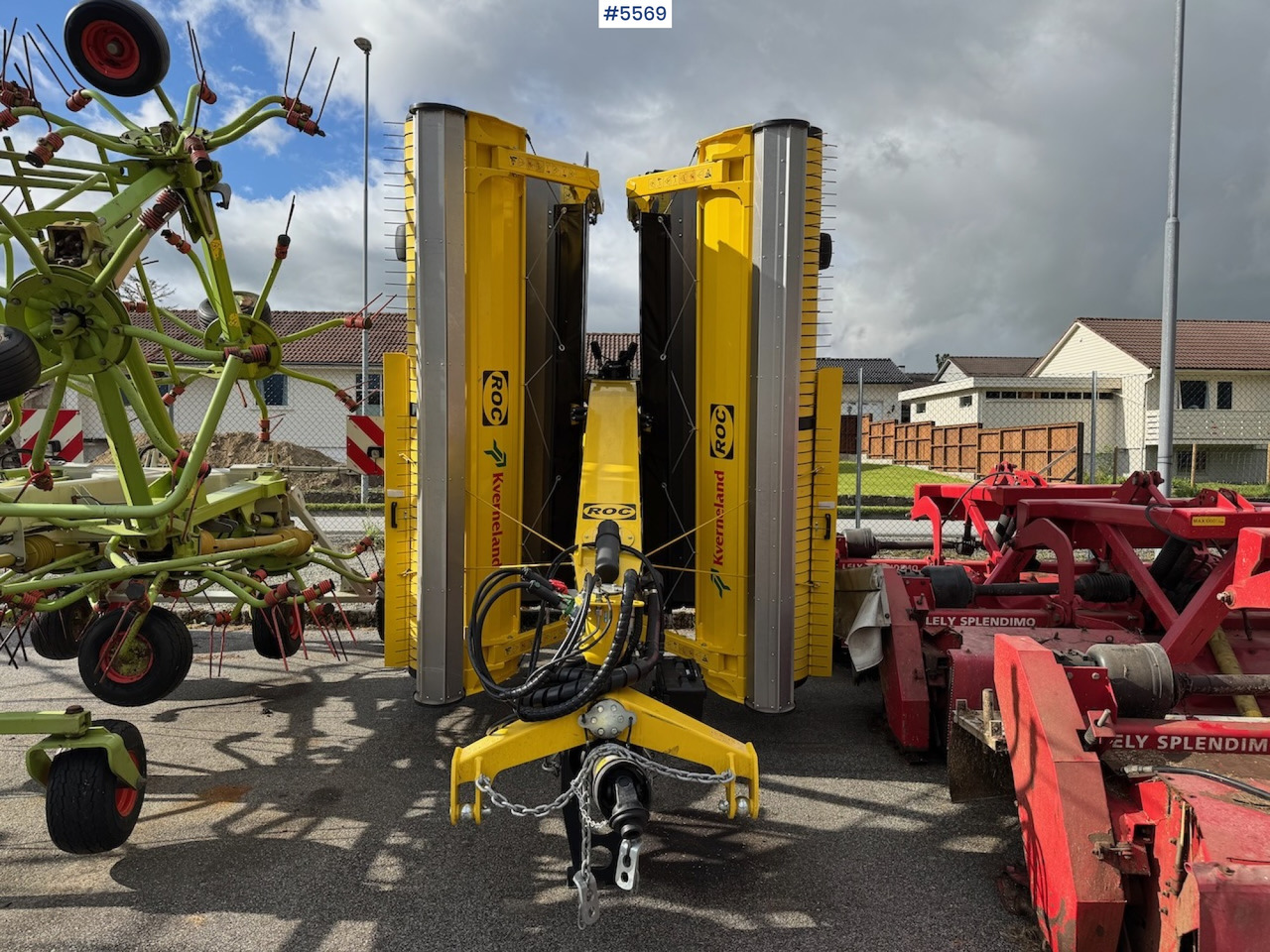 건초 및 목초 장비 2025 Kverneland ROC Pickup Collector Rake : 사진 10