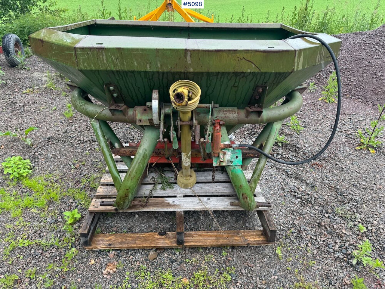 Amazone ZA-F 803 Repair object - 비료 스프레더 : 사진 1 Amazone ZA-F 803 Repair object - 비료 스프레더 : 사진 1