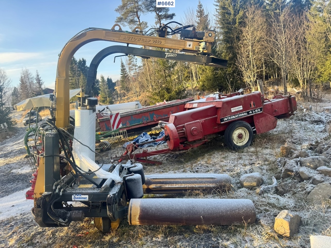 Approx. 2006 Tanco 1510 Round Bale Wrapper. - 건초 및 목초 장비 : 사진 3 Approx. 2006 Tanco 1510 Round Bale Wrapper. - 건초 및 목초 장비 : 사진 3