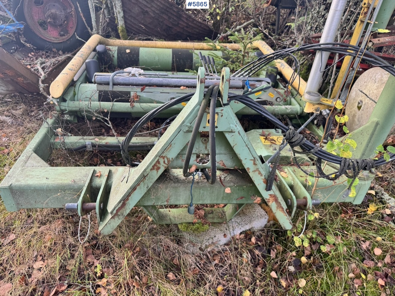 Ca. 2007 Elho 1400RF Round bale wrapper - 건초 및 목초 장비 : 사진 5 Ca. 2007 Elho 1400RF Round bale wrapper - 건초 및 목초 장비 : 사진 5