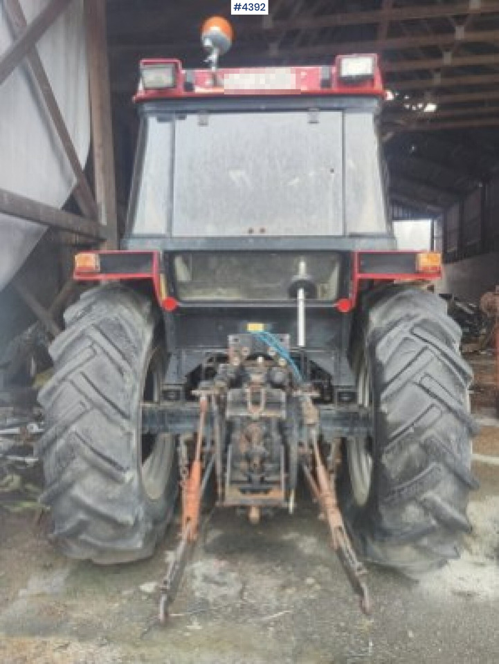 Case International 885XL 4x4 with trima loader - 장궤형 트랙터 : 사진 3 Case International 885XL 4x4 with trima loader - 장궤형 트랙터 : 사진 3