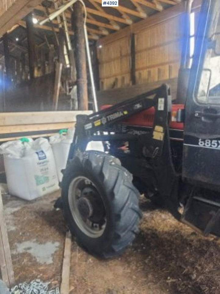 Case International 885XL 4x4 with trima loader - 장궤형 트랙터 : 사진 4 Case International 885XL 4x4 with trima loader - 장궤형 트랙터 : 사진 4