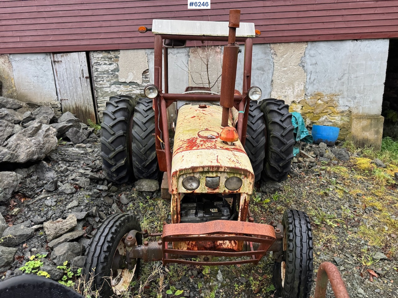 David Brown 885 rep.objekt. - 장궤형 트랙터 : 사진 2 David Brown 885 rep.objekt. - 장궤형 트랙터 : 사진 2