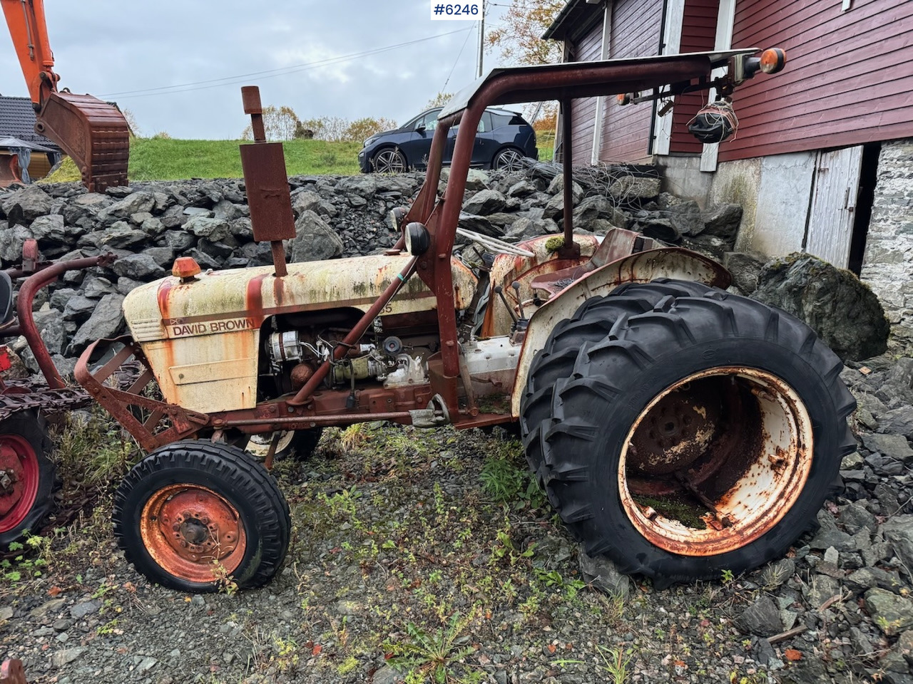David Brown 885 rep.objekt. - 장궤형 트랙터 : 사진 1 David Brown 885 rep.objekt. - 장궤형 트랙터 : 사진 1