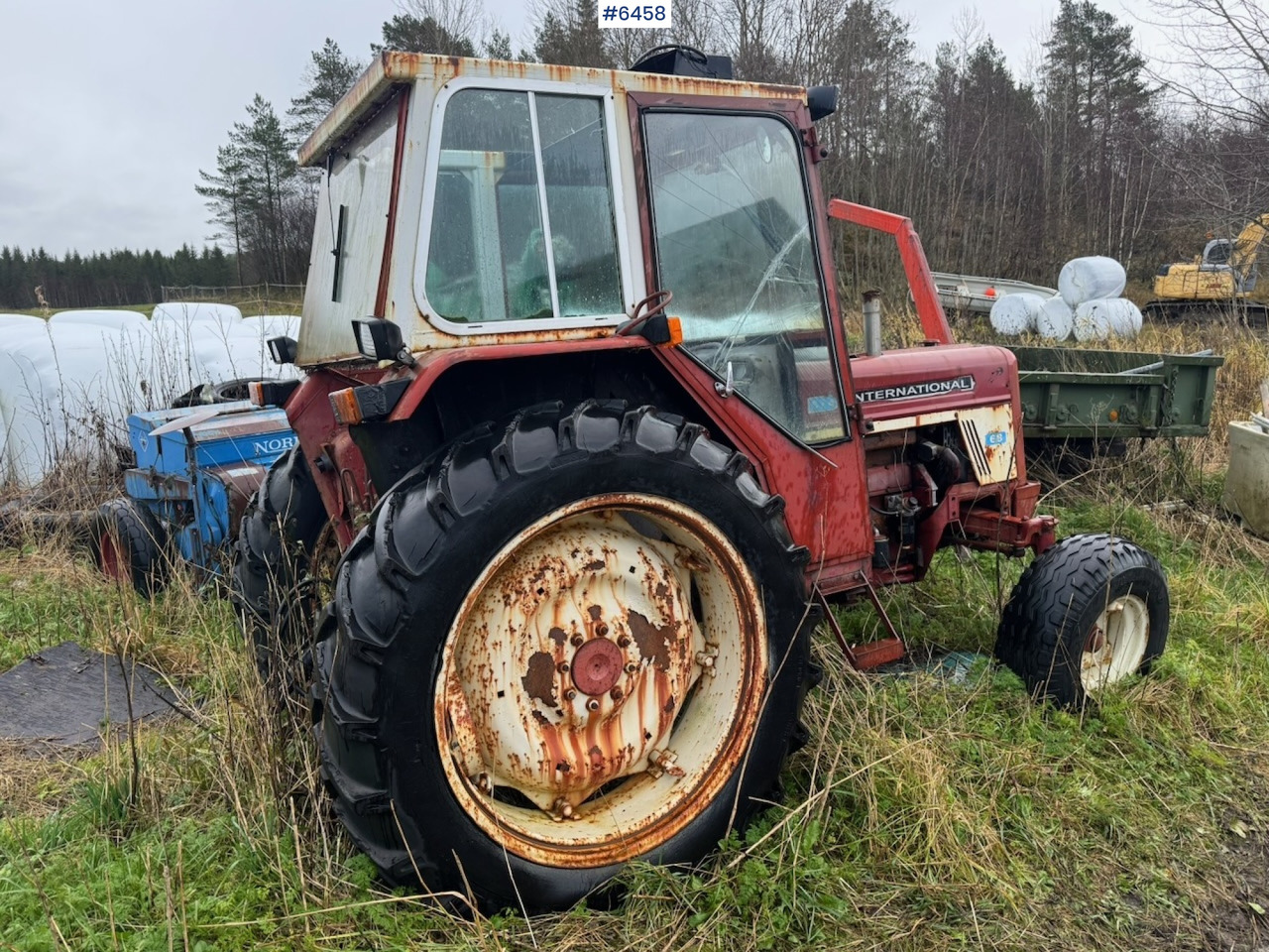 International 574 tractor - 장궤형 트랙터 : 사진 4 International 574 tractor - 장궤형 트랙터 : 사진 4