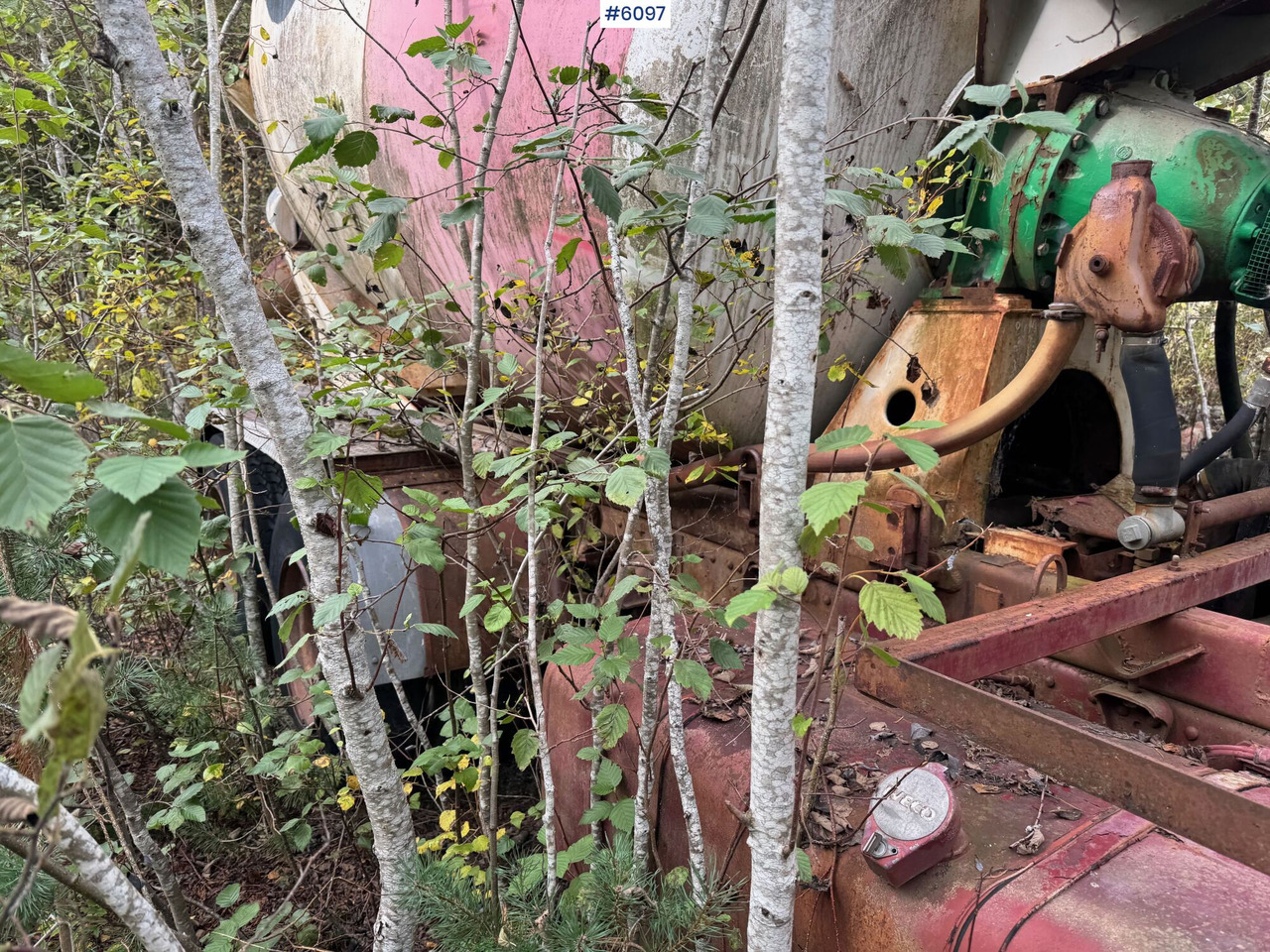 콘크리트 믹서 트럭 Iveco 256 M 19 FL (Magirus-Deutz) concrete truck. Partially a repair project. : 사진 16