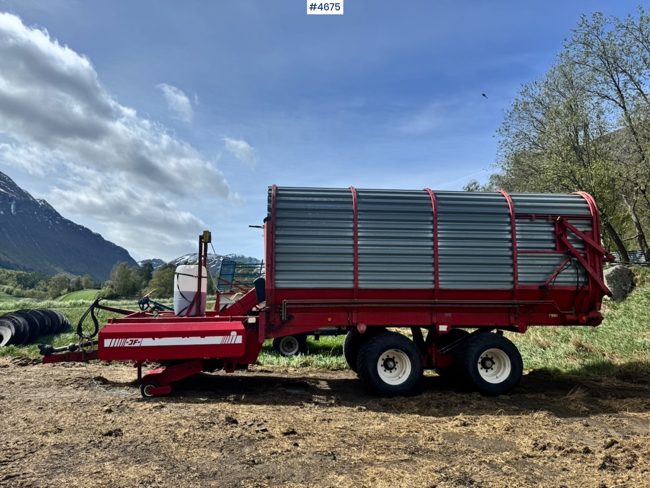 JF Forage Pickup Wagon – 40 m³ – In Good Condition! - 건초 및 목초 장비 : 사진 1 JF Forage Pickup Wagon – 40 m³ – In Good Condition! - 건초 및 목초 장비 : 사진 1
