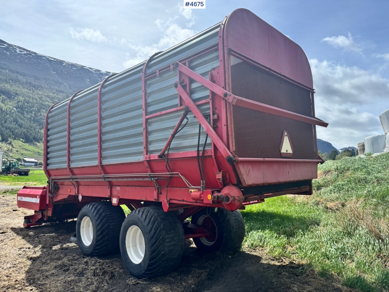 JF Forage Pickup Wagon – 40 m³ – In Good Condition! - 건초 및 목초 장비 : 사진 3 JF Forage Pickup Wagon – 40 m³ – In Good Condition! - 건초 및 목초 장비 : 사진 3
