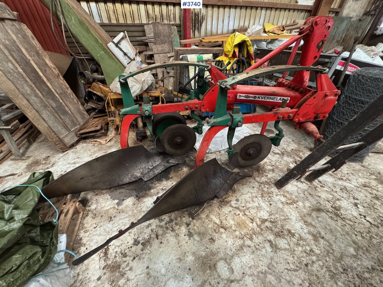 Kverneland 2 furrow plough - 해로 : 사진 1 Kverneland 2 furrow plough - 해로 : 사진 1