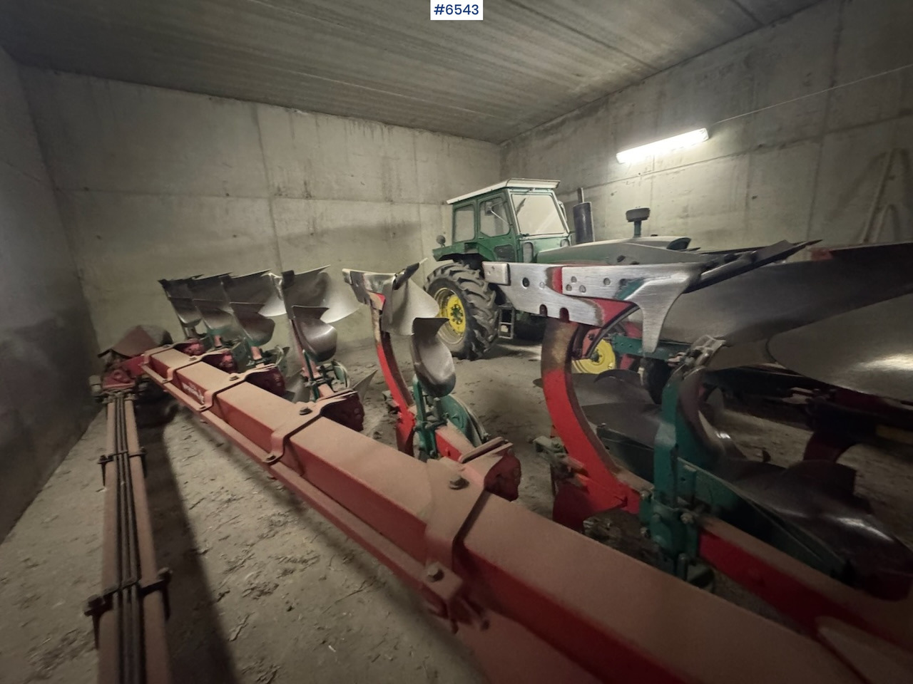 Kverneland PB100 6-Flour Vario Semi-Reversible Plough - 해로 : 사진 5 Kverneland PB100 6-Flour Vario Semi-Reversible Plough - 해로 : 사진 5