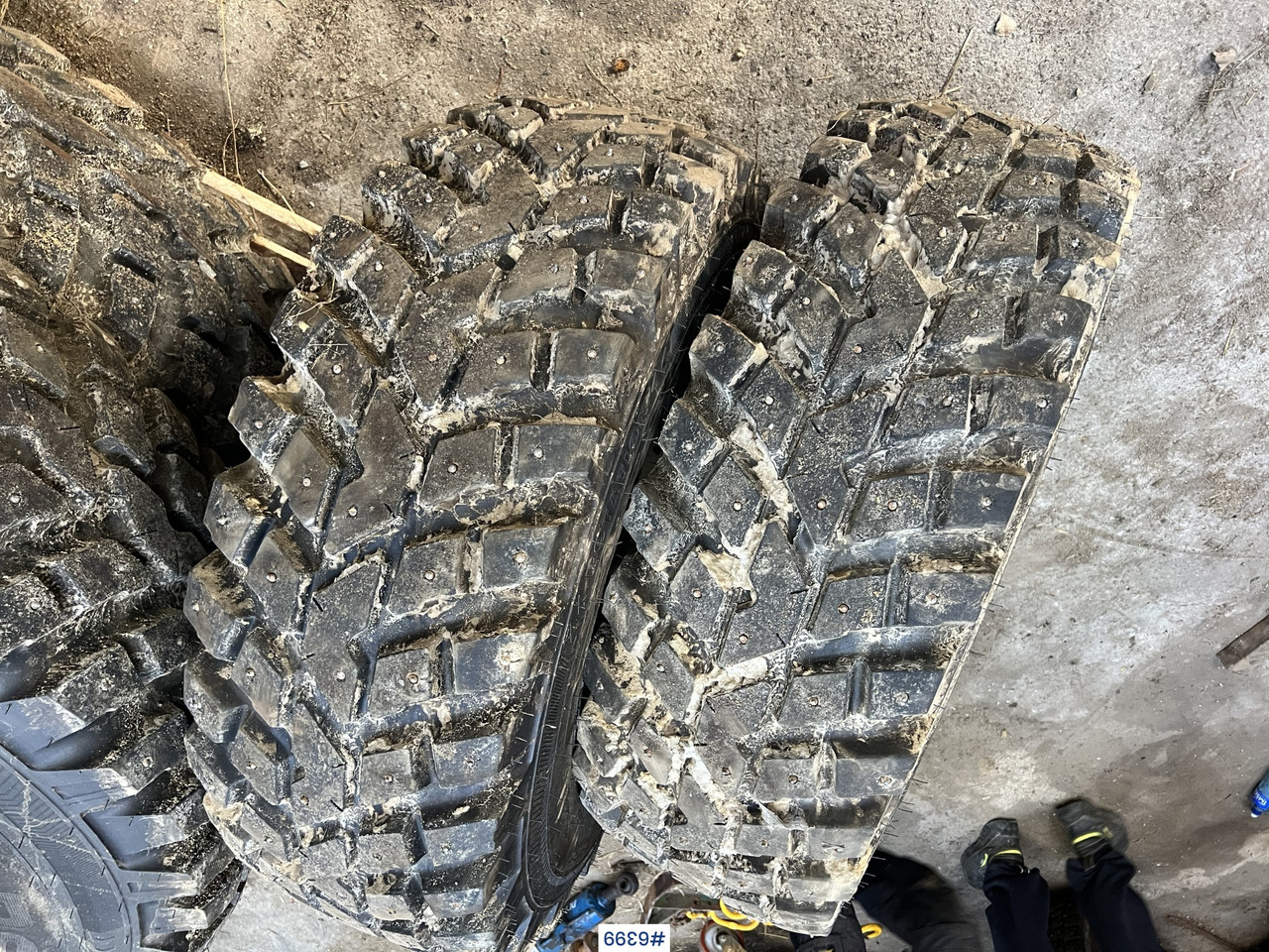 Nokian tri 2 studded tires for tractors - 휠 및 타이어 패키지 농업용 기계 용 : 사진 2 Nokian tri 2 studded tires for tractors - 휠 및 타이어 패키지 농업용 기계 용 : 사진 2