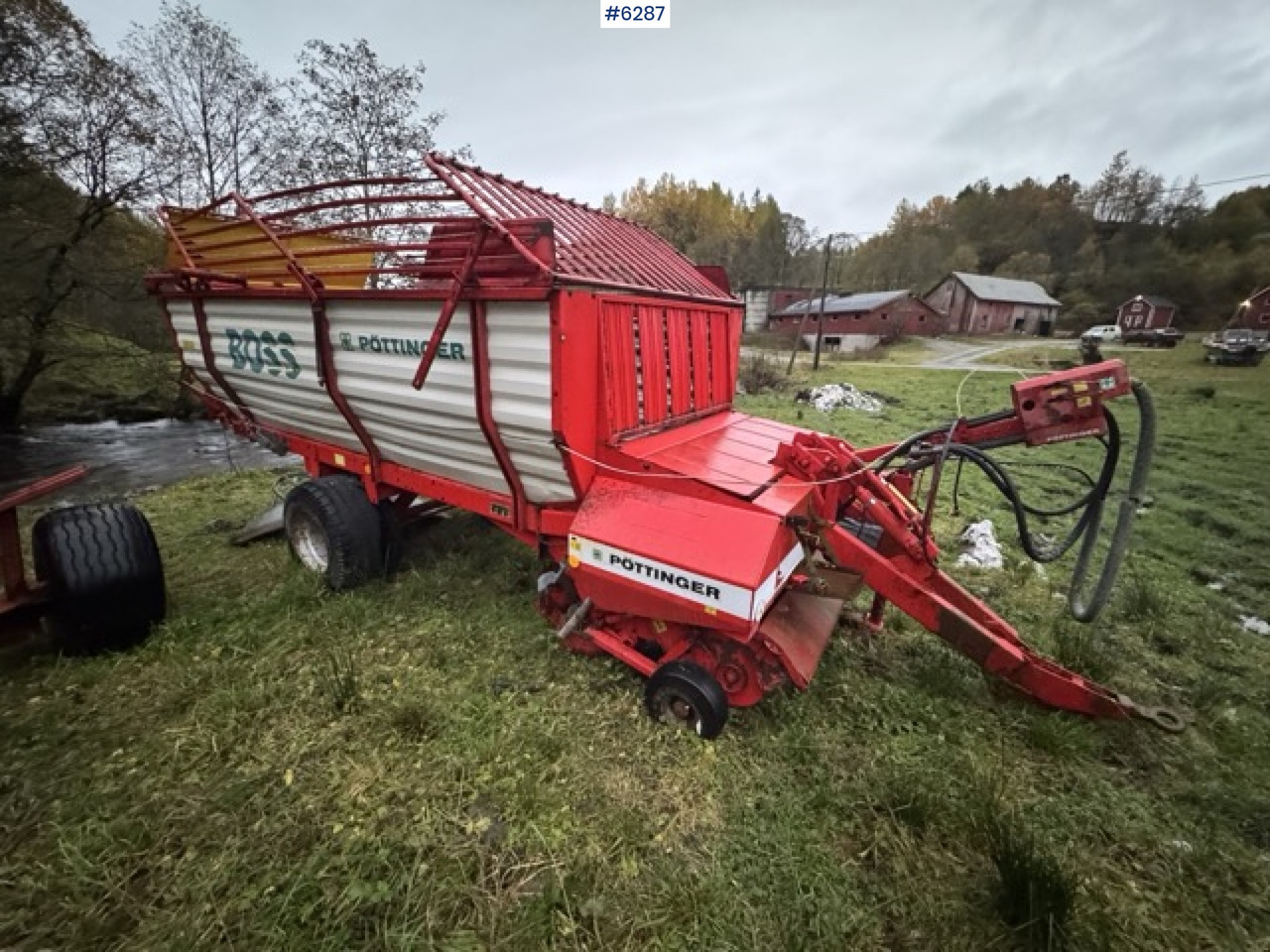 Pöttinger Boss Forage Wagon - 건초 및 목초 장비 : 사진 1 Pöttinger Boss Forage Wagon - 건초 및 목초 장비 : 사진 1