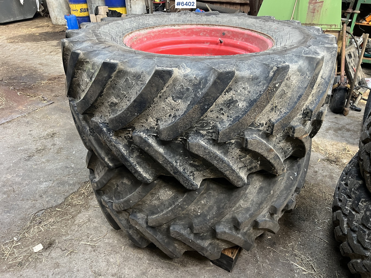 Tractor tires and rims - 휠 및 타이어 패키지 농업용 기계 용 : 사진 2 Tractor tires and rims - 휠 및 타이어 패키지 농업용 기계 용 : 사진 2