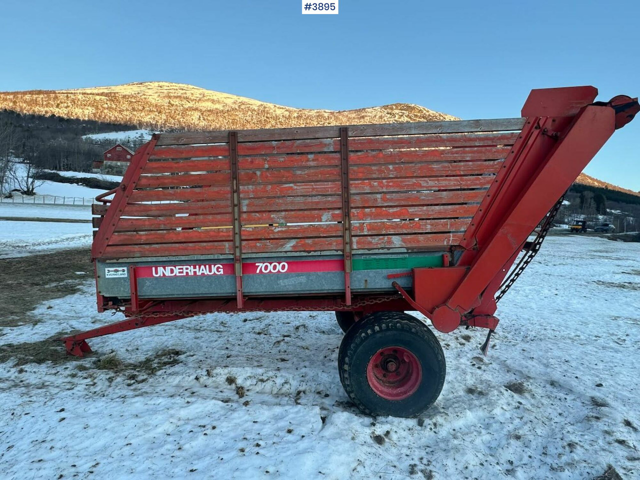 Underhaug 7000 unloader wagon - 건초 및 목초 장비 : 사진 4 Underhaug 7000 unloader wagon - 건초 및 목초 장비 : 사진 4