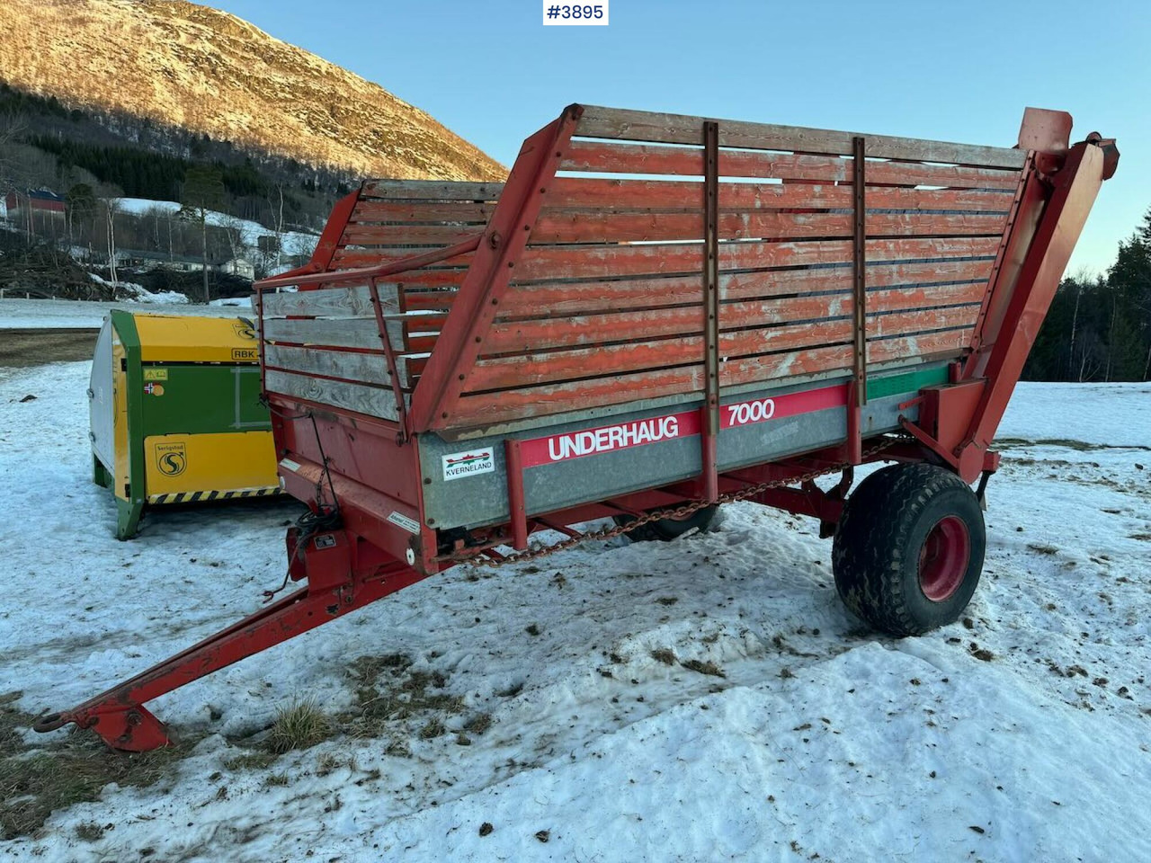 Underhaug 7000 unloader wagon - 건초 및 목초 장비 : 사진 3 Underhaug 7000 unloader wagon - 건초 및 목초 장비 : 사진 3