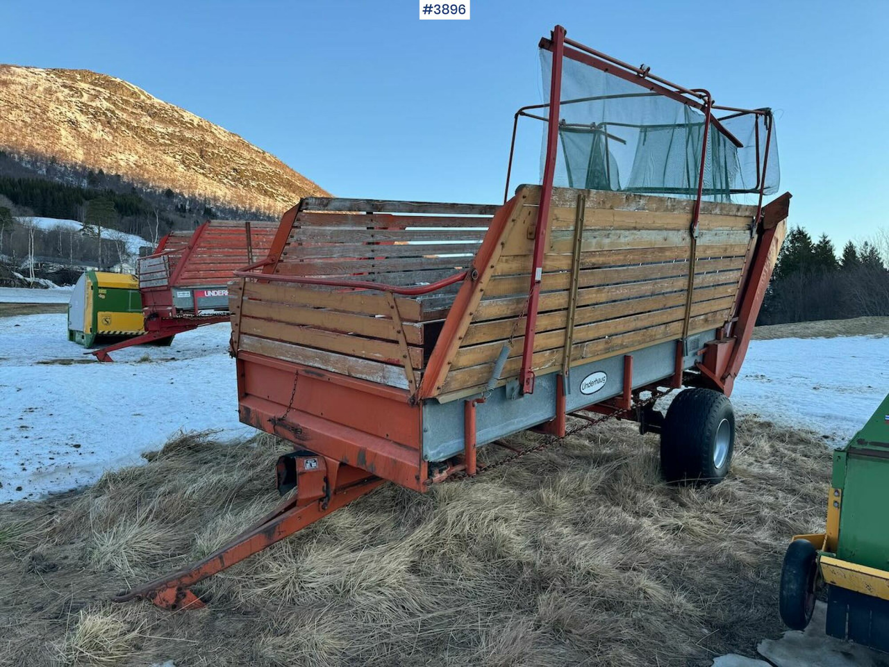 Underhaug 7012 Unloader wagon - 건초 및 목초 장비 : 사진 3 Underhaug 7012 Unloader wagon - 건초 및 목초 장비 : 사진 3