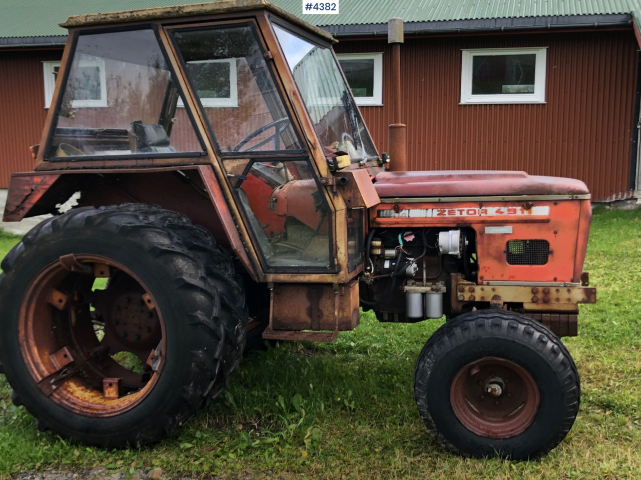 Zetor 4911 and Reime Manure spreader - 장궤형 트랙터 : 사진 3 Zetor 4911 and Reime Manure spreader - 장궤형 트랙터 : 사진 3