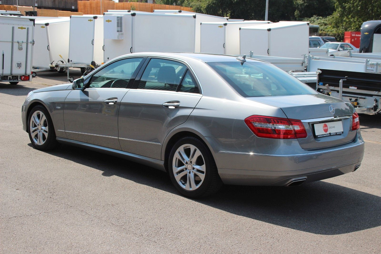 Mercedes-Benz CGI BlueEfficiency Avantgarde Automatik 59980 KM - 세단 : 사진 4 Mercedes-Benz CGI BlueEfficiency Avantgarde Automatik 59980 KM - 세단 : 사진 4
