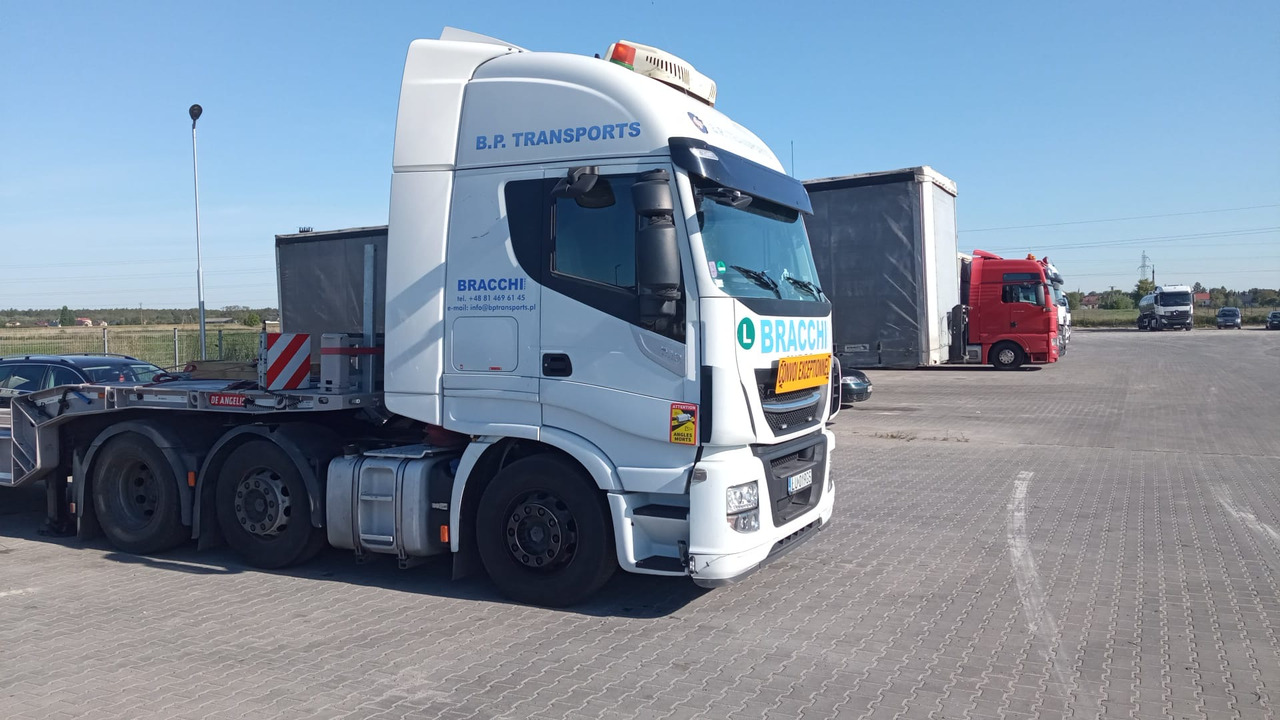 Iveco Stralis 510 AS440STX/P 6X2 2018 Salon Polska - 트랙터 유닛 : 사진 3 Iveco Stralis 510 AS440STX/P 6X2 2018 Salon Polska - 트랙터 유닛 : 사진 3