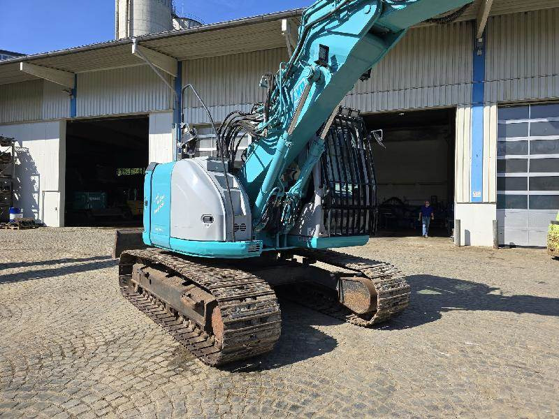 NEW HOLLAND E135B SR-2 - 크롤러 굴삭기 : 사진 4 NEW HOLLAND E135B SR-2 - 크롤러 굴삭기 : 사진 4