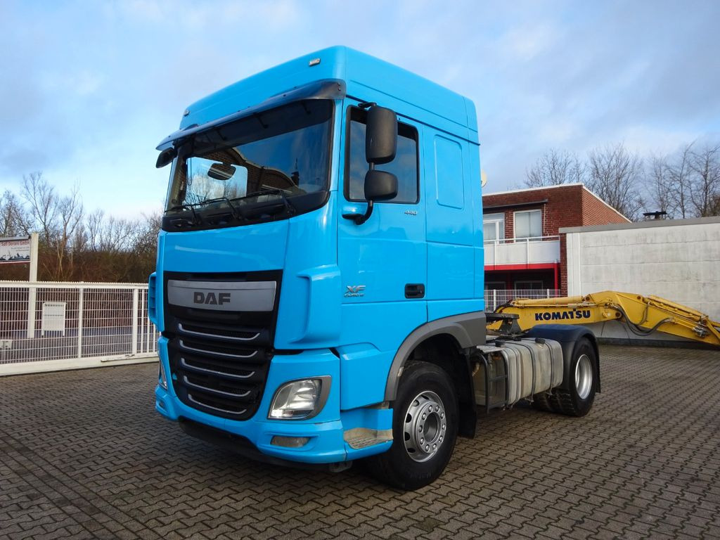 DAF XF 440 + Hydrl. Pumpe 4x2 - 트랙터 유닛 : 사진 2 DAF XF 440 + Hydrl. Pumpe 4x2 - 트랙터 유닛 : 사진 2