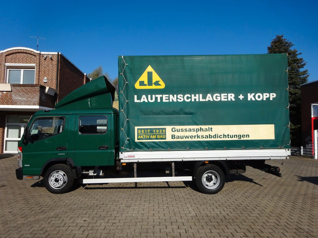 FUSO 7C180D Canter mit Doppelkabine 4x2 - 커튼 사이드 밴, 콤비 밴 : 사진 3 FUSO 7C180D Canter mit Doppelkabine 4x2 - 커튼 사이드 밴, 콤비 밴 : 사진 3