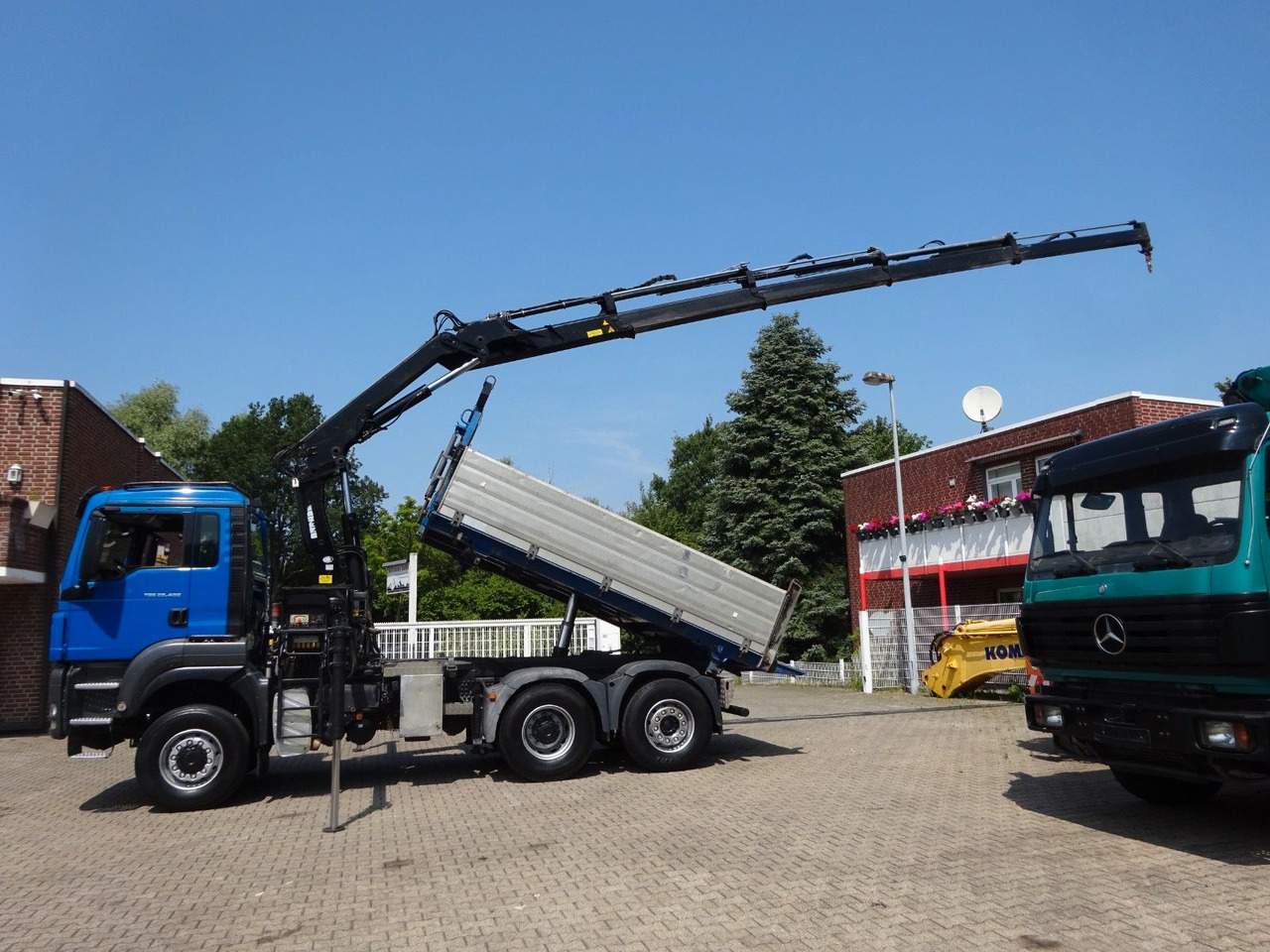 MAN 28.400 TGS 3Skipper+HIAB 166 E-4 HIPRPO 6x4-4 - 덤프트럭, 크레인 트럭 : 사진 3 MAN 28.400 TGS 3Skipper+HIAB 166 E-4 HIPRPO 6x4-4 - 덤프트럭, 크레인 트럭 : 사진 3