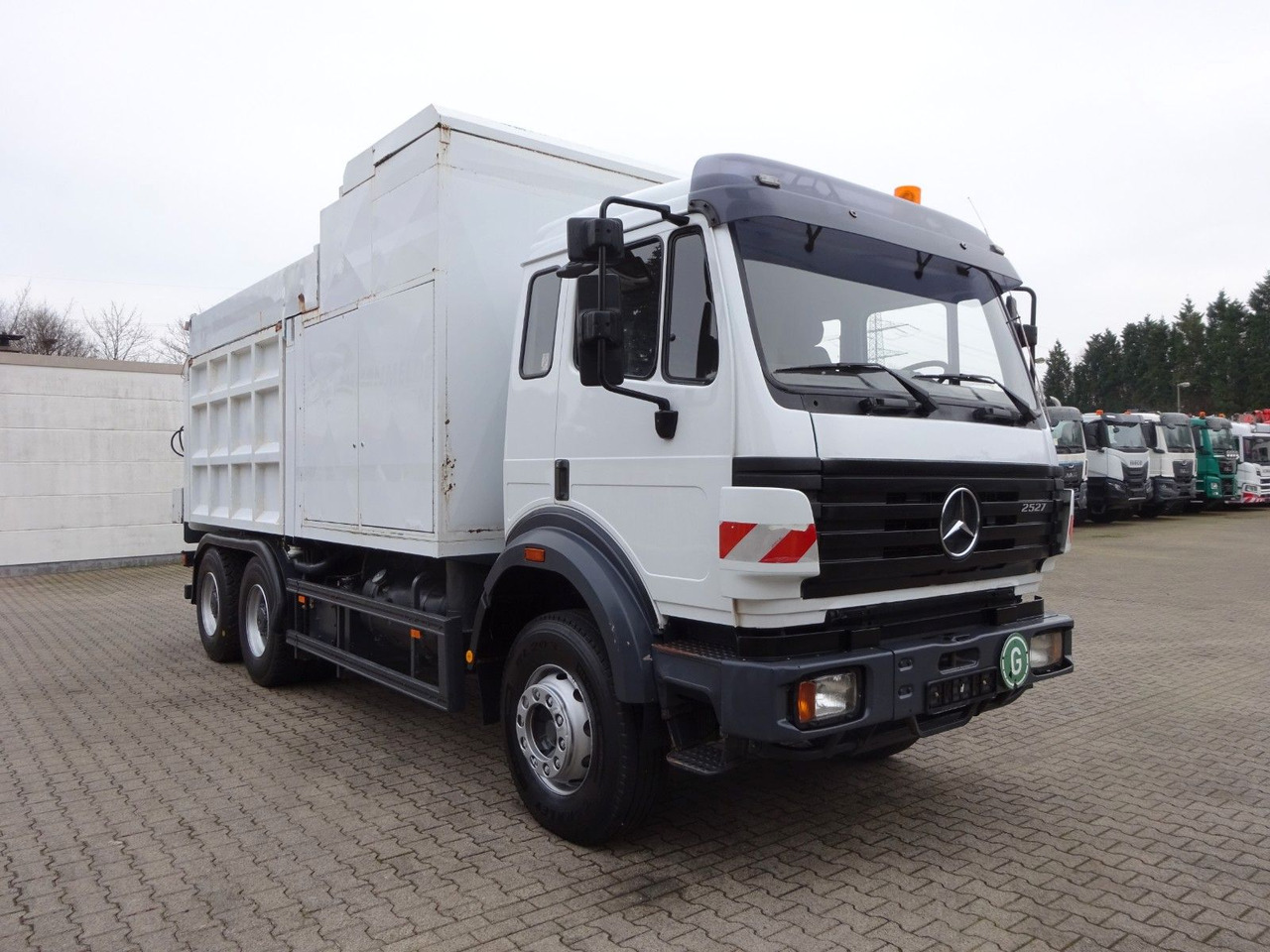 Mercedes-Benz 2527 Saugbagger. RSP Mercedes-Benz 2527 Saugbagger. RSP - 진공 흡입 트럭 : 사진 4 Mercedes-Benz 2527 Saugbagger. RSP Mercedes-Benz 2527 Saugbagger. RSP - 진공 흡입 트럭 : 사진 4
