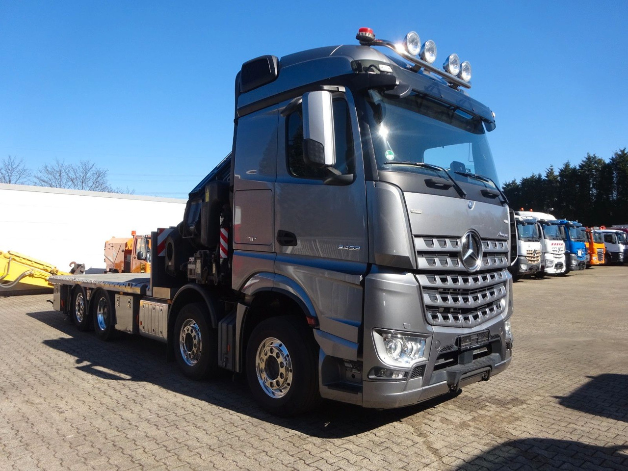 신규 크레인 트럭, 드롭사이드/ 플랫베드 트럭 Mercedes-Benz 3453  Plattform + Fassi F820 Kran  8x2 Mercedes-Benz 3453 FASSI F820 Kran 8x Hydr. Ausschub : 사진 12