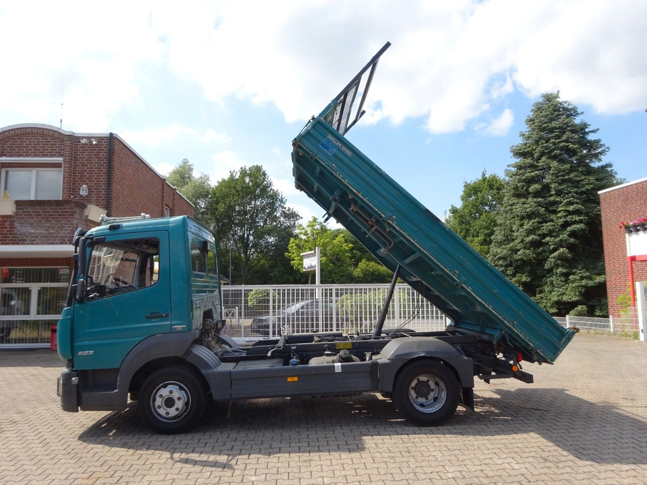 Mercedes-Benz 823 Atego MEILLER 3Skipper 4x2 - 덤프 밴 : 사진 5 Mercedes-Benz 823 Atego MEILLER 3Skipper 4x2 - 덤프 밴 : 사진 5