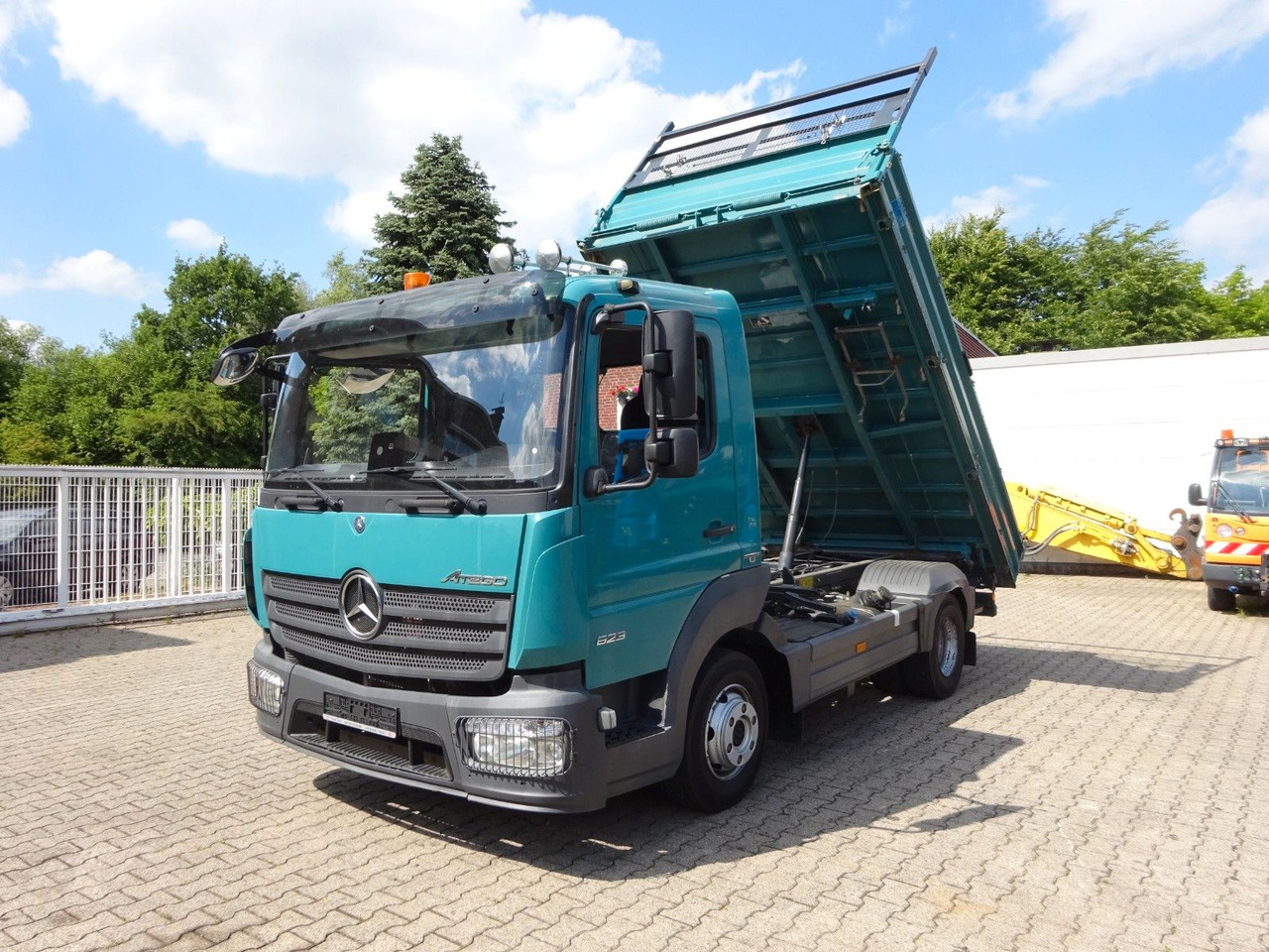 Mercedes-Benz 823 Atego MEILLER 3Skipper 4x2 - 덤프 밴 : 사진 1 Mercedes-Benz 823 Atego MEILLER 3Skipper 4x2 - 덤프 밴 : 사진 1