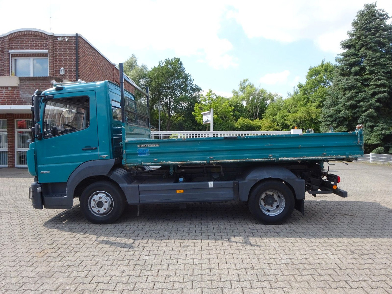 Mercedes-Benz 823 Atego MEILLER 3Skipper 4x2 - 덤프 밴 : 사진 4 Mercedes-Benz 823 Atego MEILLER 3Skipper 4x2 - 덤프 밴 : 사진 4