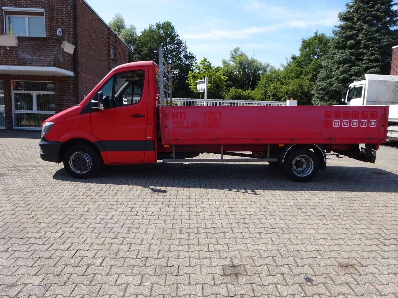 Mercedes-Benz Sprinter Pritsche 519CDI Bluetec 4x2 - 플랫베드 밴 : 사진 3 Mercedes-Benz Sprinter Pritsche 519CDI Bluetec 4x2 - 플랫베드 밴 : 사진 3
