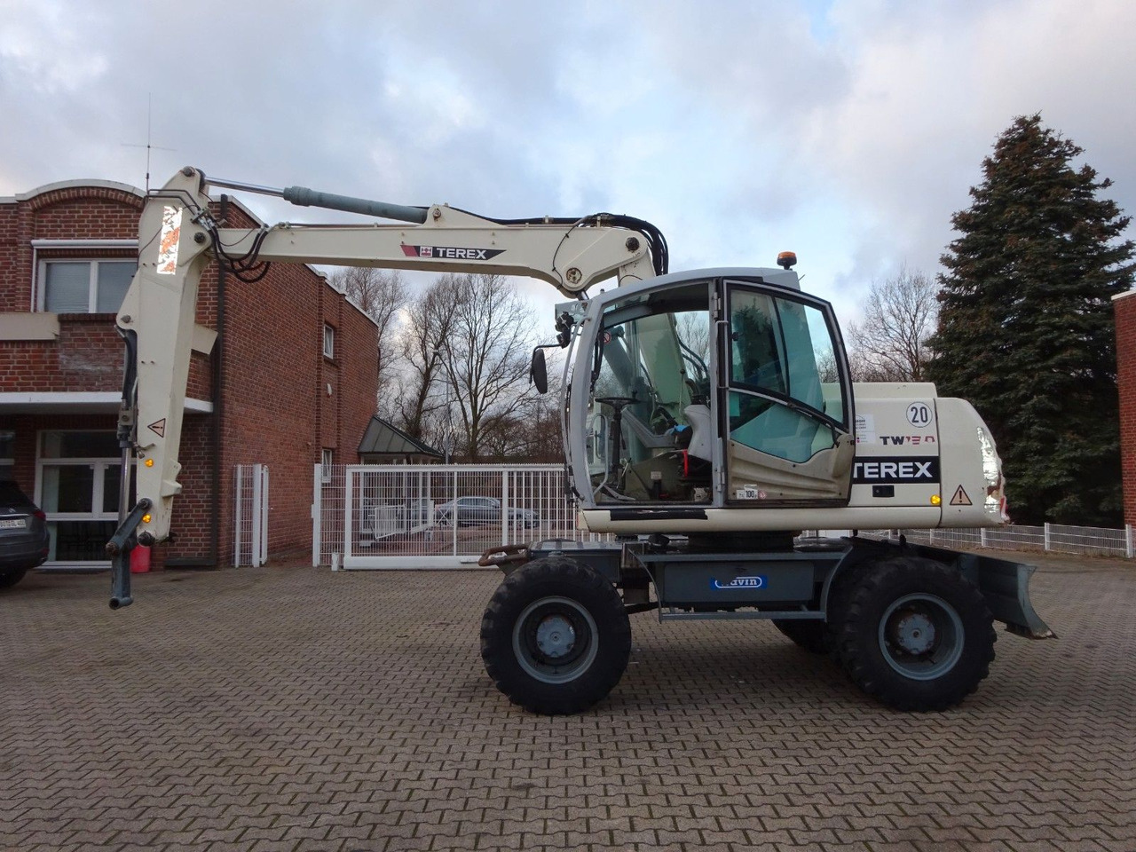 Terex ATLAS TW130 Terex ATLAS TW130 - 휠 굴삭기 : 사진 1 Terex ATLAS TW130 Terex ATLAS TW130 - 휠 굴삭기 : 사진 1