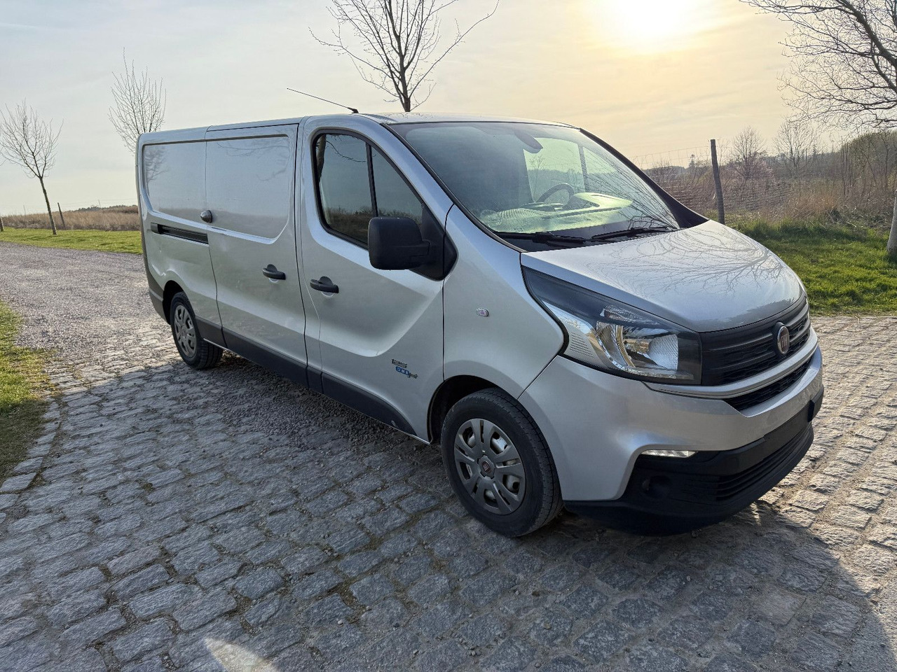 Fiat Talento 1.6 EcoJet *LANG *Camera *NEU TUV - 소형 밴 : 사진 1 Fiat Talento 1.6 EcoJet *LANG *Camera *NEU TUV - 소형 밴 : 사진 1