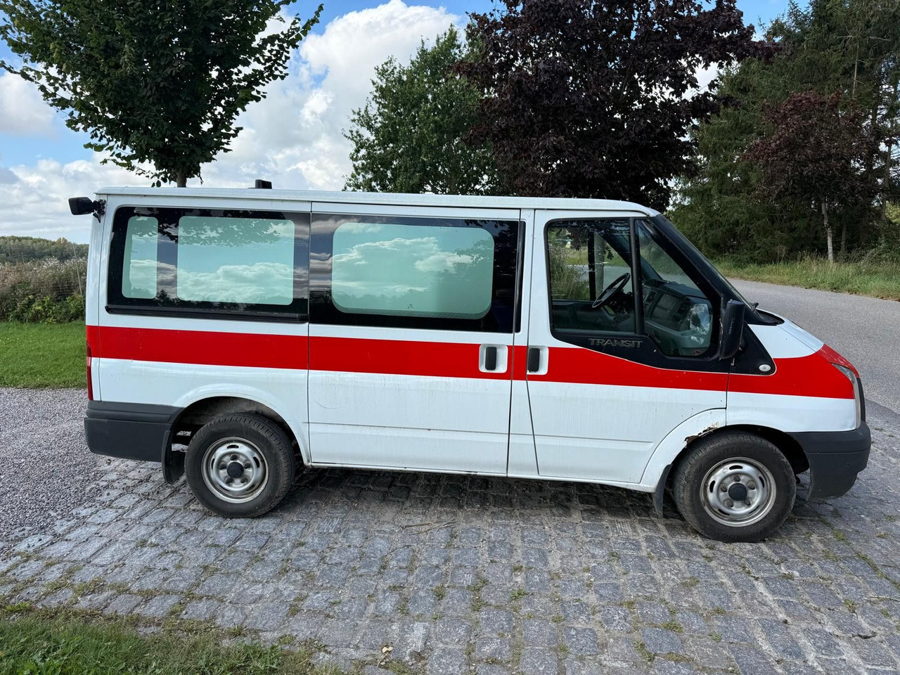 Ford Transit Kombi FT 300 K - 승합차 : 사진 4 Ford Transit Kombi FT 300 K - 승합차 : 사진 4