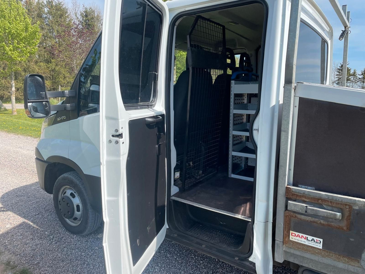 플랫베드 밴, 콤비 밴 Iveco Daily 3.0 Fahrgestell Doppelkabine 50 C *Crane* : 사진 21