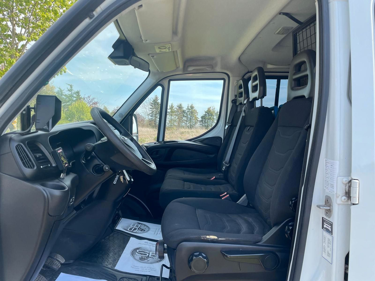플랫베드 밴, 콤비 밴 Iveco Daily 3.0 Fahrgestell Doppelkabine 50 C *Crane* : 사진 10